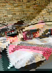 Centre Point Mid-City Motor Inn - Redcliffe Tourism 0