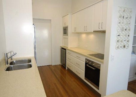 Claytons On Cylinder Beach Front Apartments - Redcliffe Tourism 0