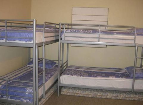 Cylinder Cove Apartments - Redcliffe Tourism 3