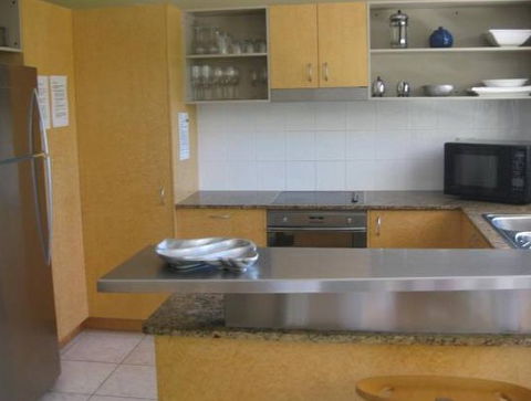 Cylinder Cove Apartments - Redcliffe Tourism 4