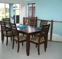 Blue Ocean View Beach House - Redcliffe Tourism