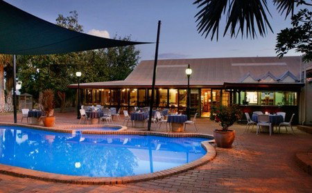 Kimberley Hotel - Redcliffe Tourism 2
