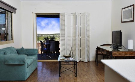 Kimberley Hotel - Redcliffe Tourism 3