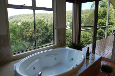 Ravensbourne Escape Holiday Cottages - Redcliffe Tourism 3