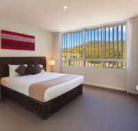Oaks Lure - Redcliffe Tourism