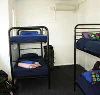 Zing Backpackers Hostel - Redcliffe Tourism