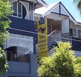 Blue Tongue Backpackers - Redcliffe Tourism