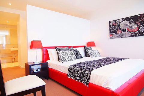 Coral Cove Apartments - Redcliffe Tourism 4