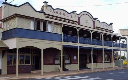 Carrollee Hotel - Redcliffe Tourism 1