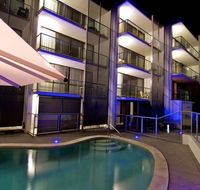 Merrima Court Holidays - Redcliffe Tourism