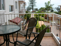Burleigh Point Apartments - Redcliffe Tourism 1