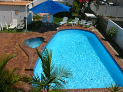 Burleigh Point Apartments - Redcliffe Tourism 3