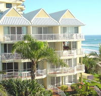 Crystal Beach Resort - Redcliffe Tourism