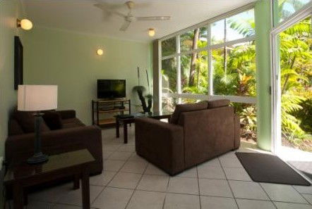 A Tropical Nite - Redcliffe Tourism 4