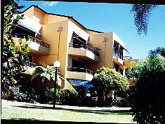 Grangewood Court Holiday Apartments - Redcliffe Tourism 1