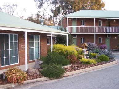 Thurgoona NSW Redcliffe Tourism