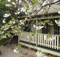 Harrow Cottages - Redcliffe Tourism