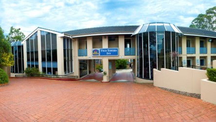 Best Western Twin Towers Inn - Redcliffe Tourism 0