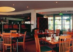 Ocean Side Hawks Nest - Redcliffe Tourism 3