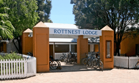  Redcliffe Tourism