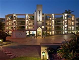 Norfolks On Moffat Beach - Redcliffe Tourism 0
