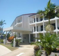 L'Amor Holiday Apartments - Redcliffe Tourism