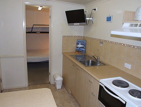 Happy Wanderer Village Caravan Park - Redcliffe Tourism 5