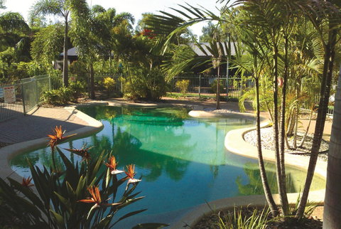 Capricorn Motel & Conference Centre - Redcliffe Tourism 1