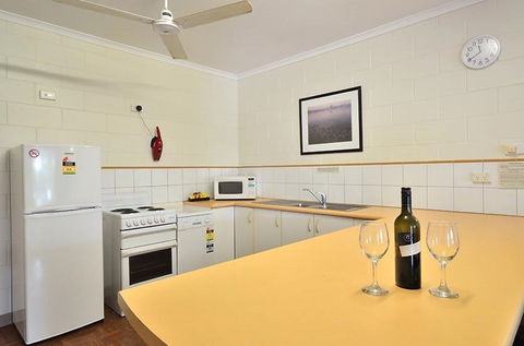St Andrews Serviced Apartments - Redcliffe Tourism 0