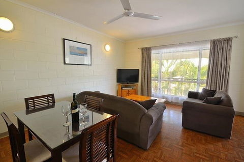 St Andrews Serviced Apartments - Redcliffe Tourism 4