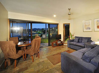 Airlie Waterfront Bed And Breakfast - Redcliffe Tourism 4