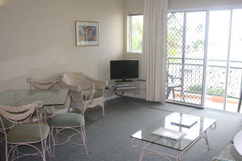 Il Palazzo Boutique Hotel - Redcliffe Tourism 5