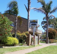 Beachfront Units Merimbula - Redcliffe Tourism