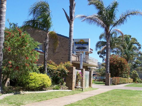 Beachfront Units Merimbula - Redcliffe Tourism 0