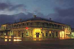 Mt Gambier Hotel - Redcliffe Tourism 0