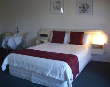 Logan City Motor Inn - Redcliffe Tourism 2