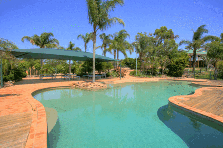 Colonial Ridge Resort - Redcliffe Tourism 0
