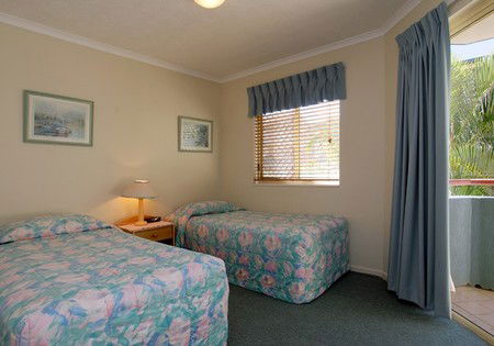 Kings Way Apartments - Redcliffe Tourism 3