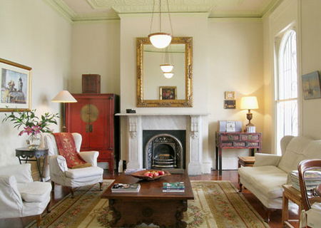 Villa Donati - Redcliffe Tourism 0