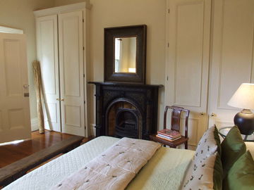 Villa Donati - Redcliffe Tourism 4