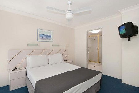 Atrium Resort - Redcliffe Tourism 3