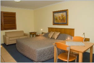 Windmill Motel And Reception Centre - Redcliffe Tourism 2