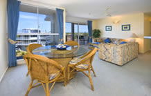 Beachside Resort (kawana Waters) - Redcliffe Tourism 3