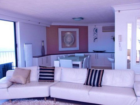 Aegean Apartments - Redcliffe Tourism 1