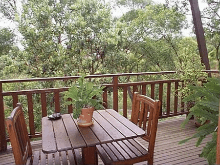 Studio Cottages Romantic Hideaway - Redcliffe Tourism 4