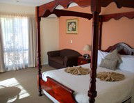 Lincoln Cottage Motor Inn - Redcliffe Tourism 3