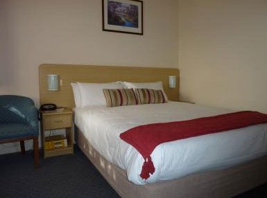 Best Western Ashfield Philip Lodge Motel - Redcliffe Tourism 1