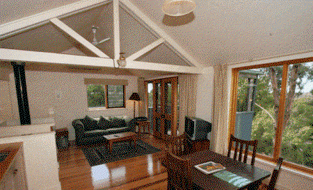 King Parrot Holiday Cottages - Redcliffe Tourism 0