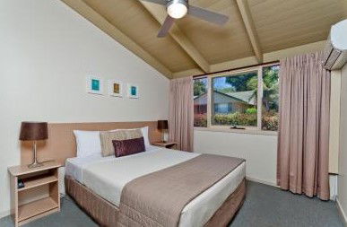 Shelly Beach Resort - Redcliffe Tourism 0