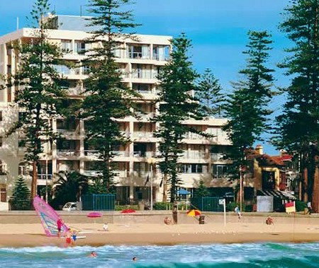 Radisson Kestrel Hotel On Manly Beach - Redcliffe Tourism 2